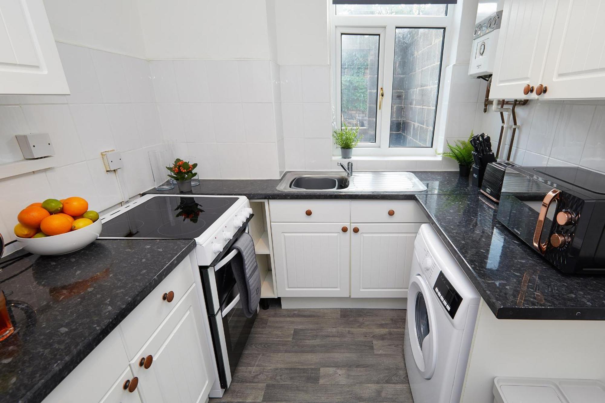 Your Sheffield Stays - Spacious 5 Bedroom House חדר תמונה